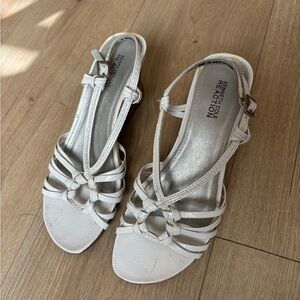 Misses Kenneth Cole Reaction white wedge sandal, size 7M